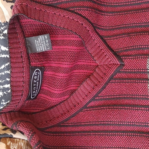 Maroon V-Neck Golf Sweater Vest Sz Lg - Picture 2 of 5